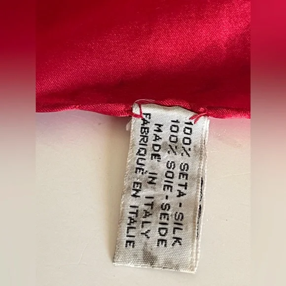 CHANEL Signature CC Jewelry Classic Graphic Design Scarf - Picture 7 of 12